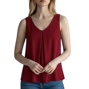 Witchery pleated slik sleeveless rounded neck blouse size 6 excellent condition